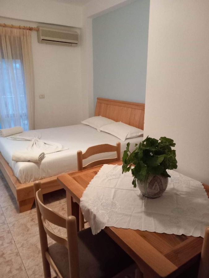 Irini'S Guesthouse Кєпаро Екстер'єр фото